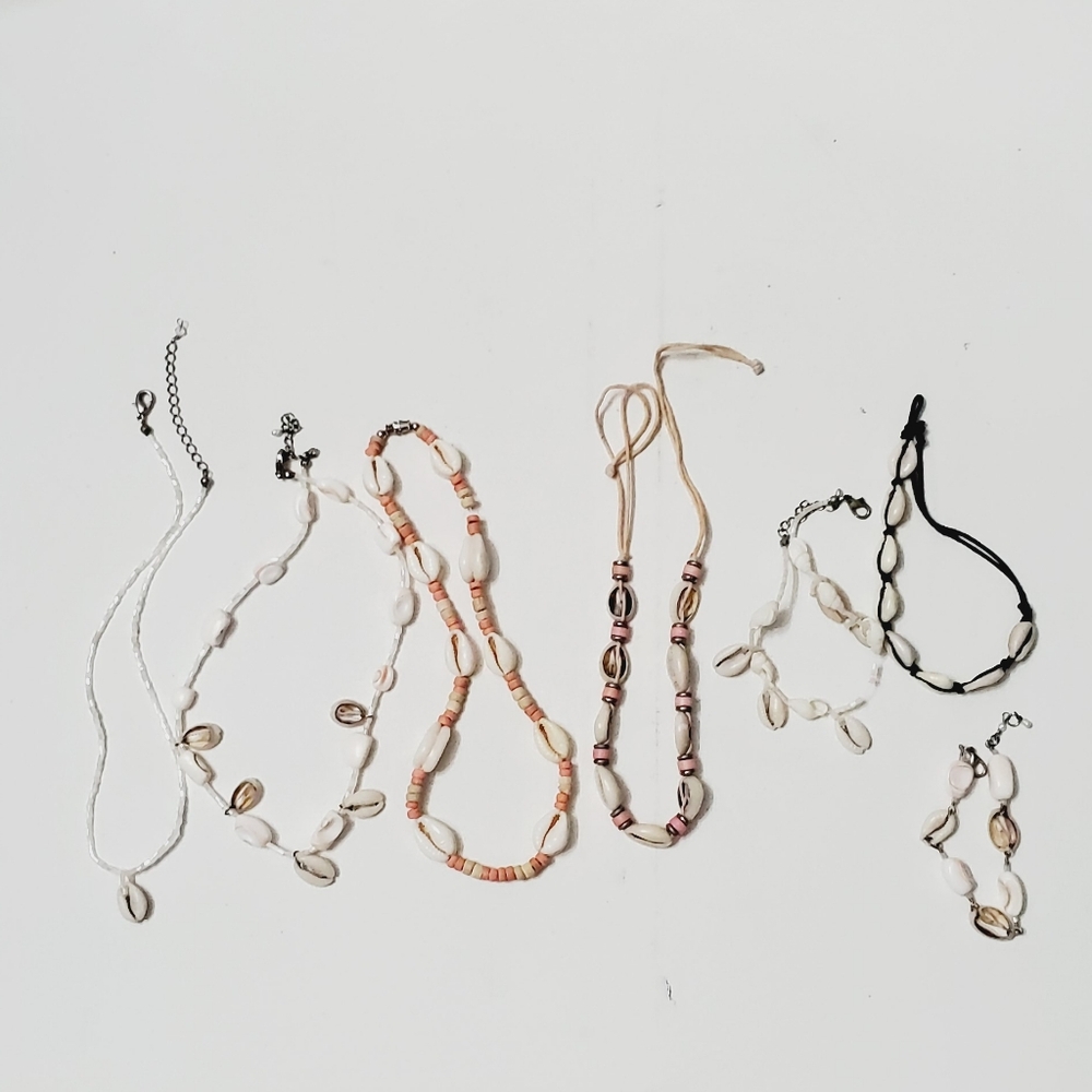 A lot of Vintage 2000s y2k Surfer Girl Beachy Hawaiian Puka Shells Necklaces